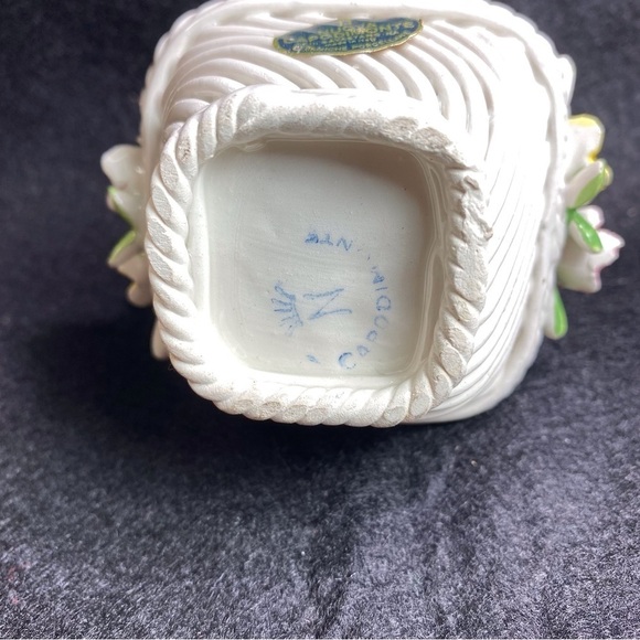 Nuova Capodimonte Italy woven basket exquisite workmanship - Picture 12 of 15